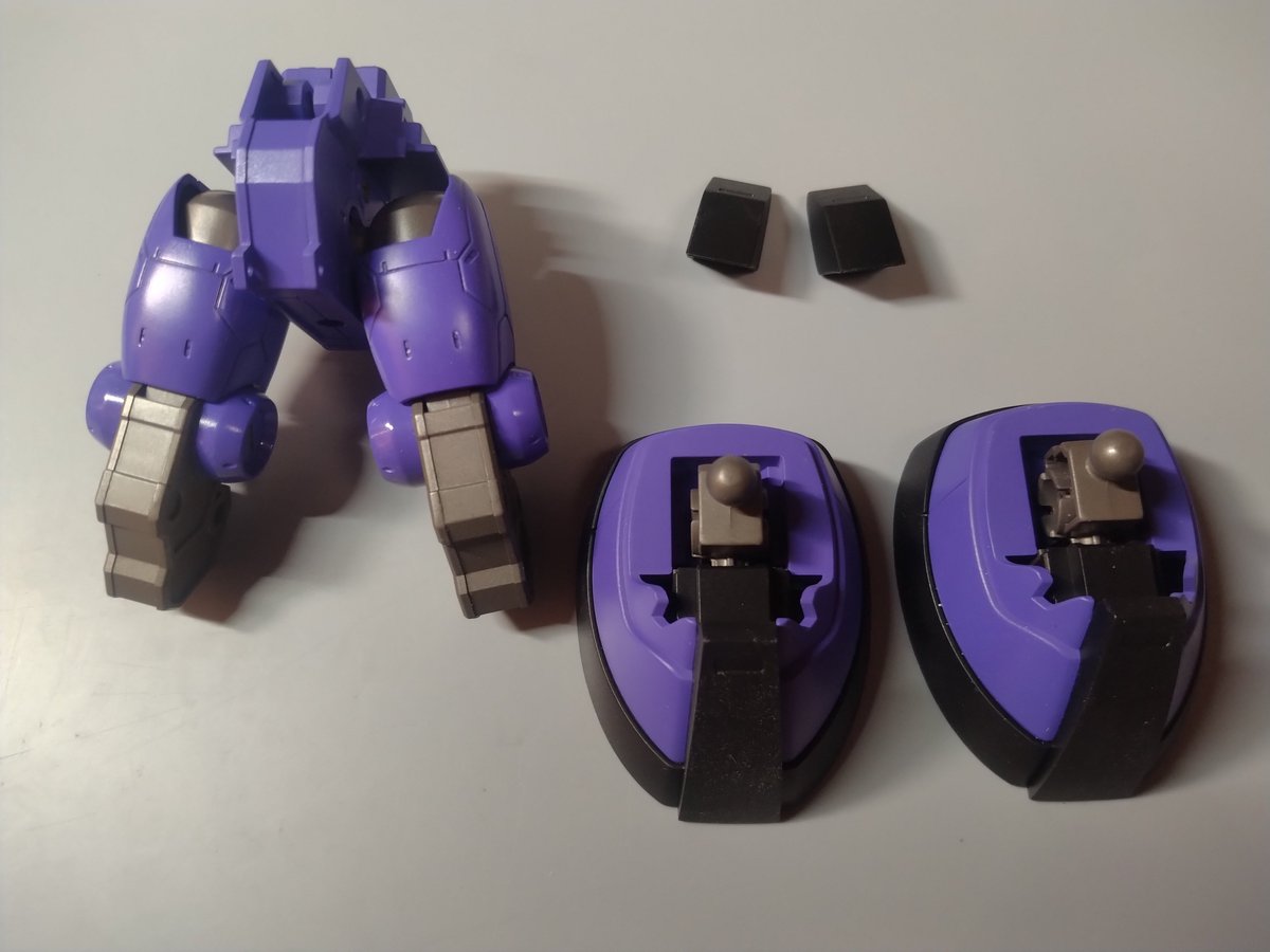 zep_ogr's tweet photo. #HG
#ORIGIN
MS-06RD-4
最近、塗料の稀釈を変えたので色々難しい(今までが濃すぎた
塗装で誤魔化しが出来ない
元々そんなスキルも無いけど笑

アイナザクと試作ドムではつま先の形状違うのね https://t.co/PSYr7gZjjp