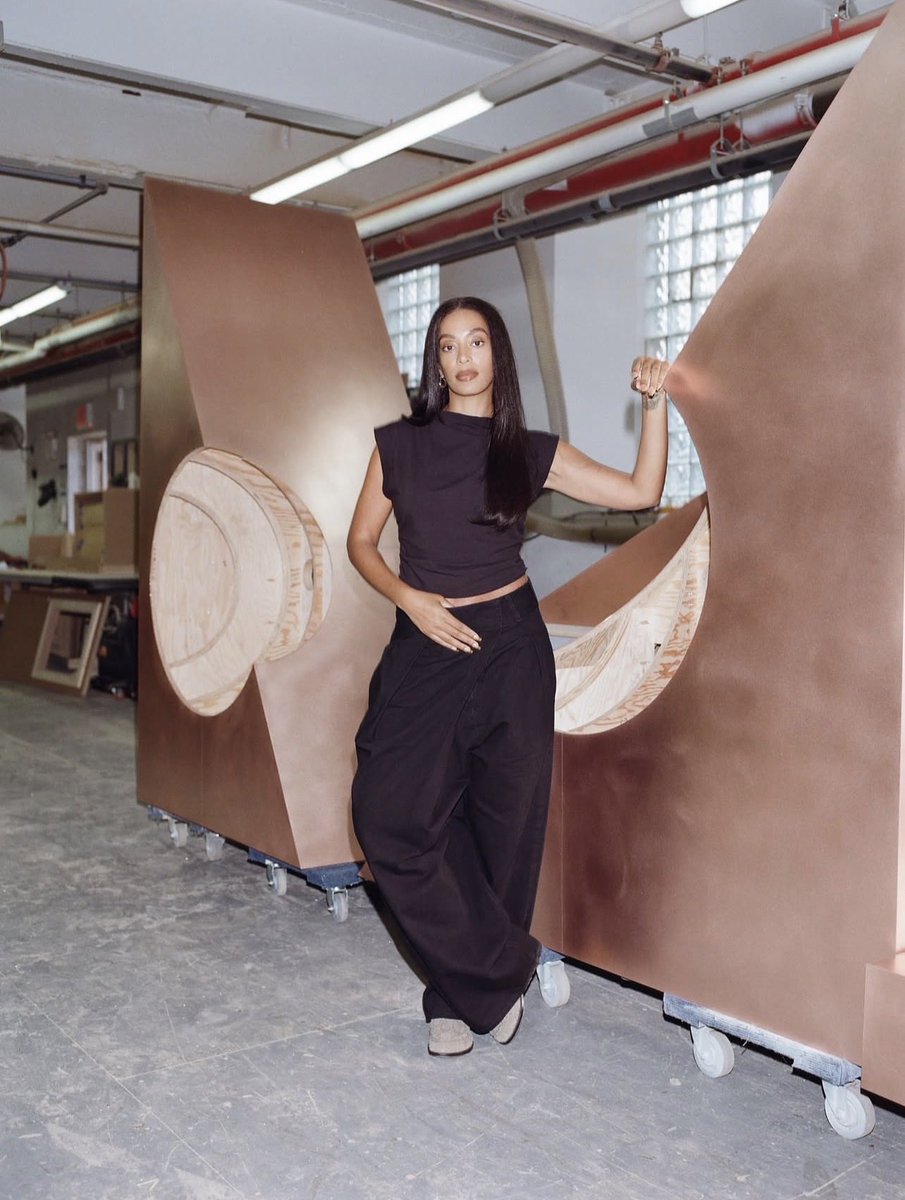 solangehourly's tweet photo. Solange 🤎 https://t.co/Uo1EAvbhRv