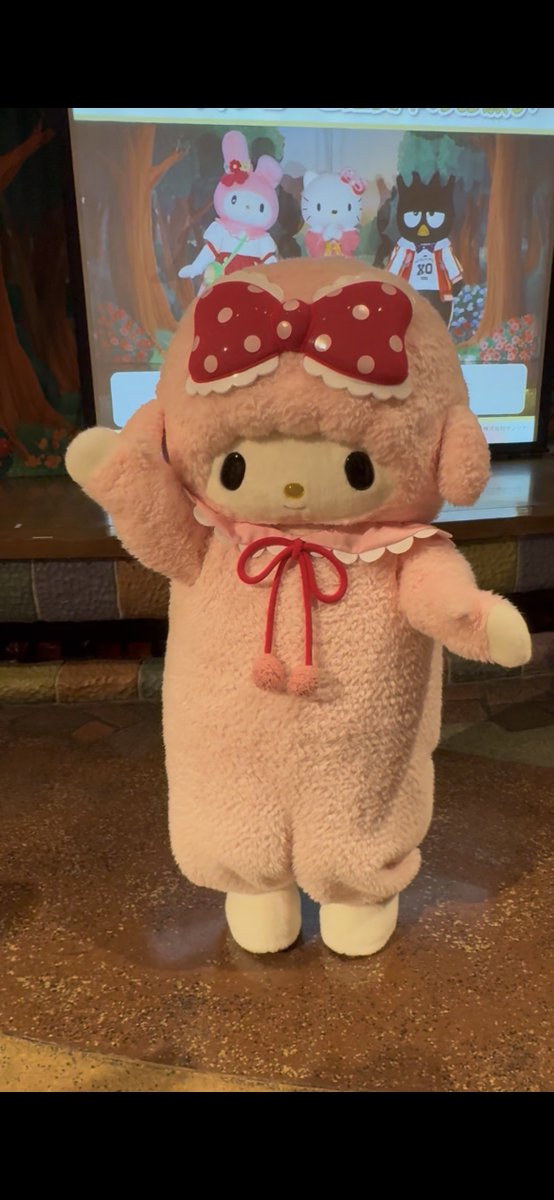 suuu3__0's tweet photo. 開園グリピアノちゃんきてくれたの嬉しすぎて😭😭😭 https://t.co/MppibPA3DU