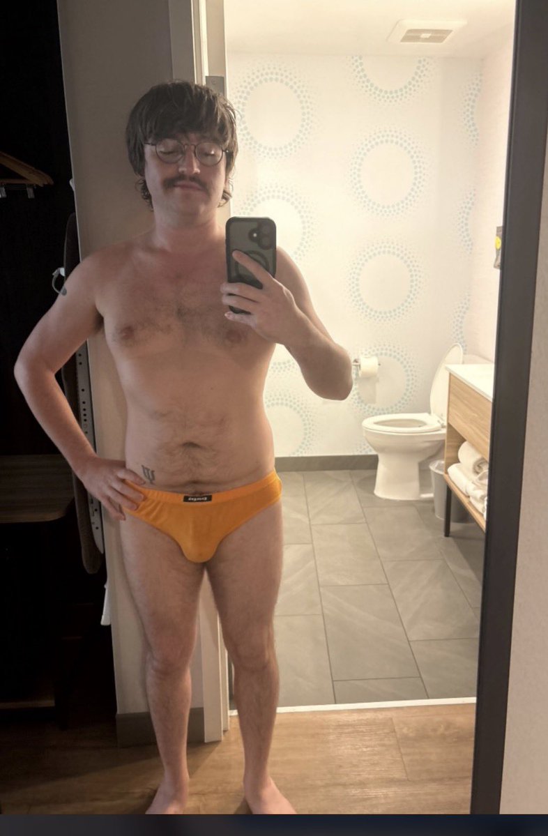 calhoun21952's tweet photo. Weight loss and body update. I think I’ll be looking just fine one stage in undies. #bikinibriefs #briefs https://t.co/gt26jyqK7p
