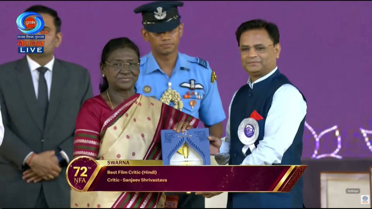 ePicturePlus's tweet photo. Sanjeev Shrivastava,  Beat Film Critic l National Film Awards 2024 l Golden Lotus received from Hon'ble  President Smt.  Daraupdi Murmu l 22 September, 2026 l kevadia l Statue of Unity l Gujarat l 
Thank you l https://t.co/4FCIB3SPHc