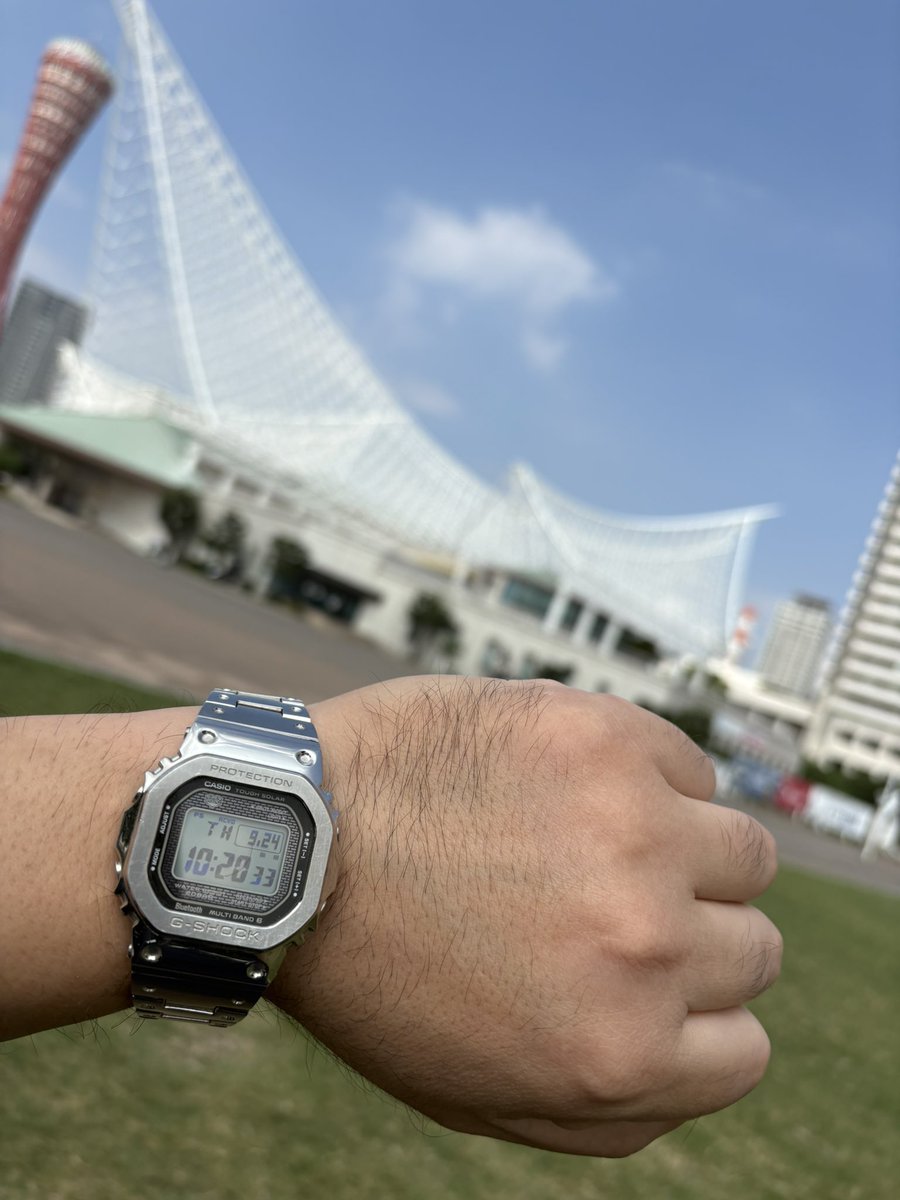 36000aki's tweet photo. ザ・神戸

ボクは仕事の合間ですが、観光の方たっぷりお楽しみくださいませ https://t.co/wR0XkMNXWn