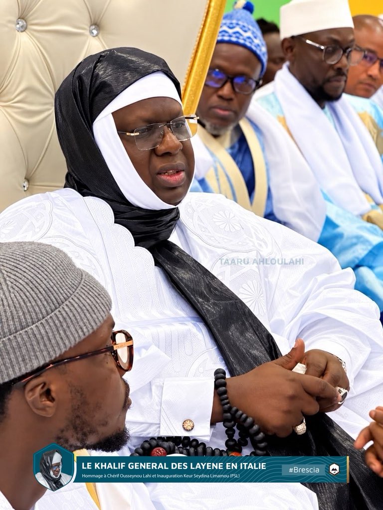 taaru_ahloulahi's tweet photo. LE KHALIF GÉNÉRAL DES LAYENES EN ITALIE 🇮🇹

Voici quelques photos prises à l'occasion de la visite du Khalif des Layènes Seydina Mouhamadou Lamine Lahi. Et ce, dans le cadre de l'inauguration de Keur Seydina Limamou Lahi à Brescia 🤍✨

#Taaruahloulahi #Italie #Brescia https://t.co/LMRto4B7kZ