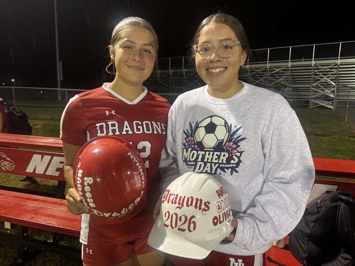 NewPalSoccer's tweet photo. Jazmin and Syd won the hard hats today! Jazmin has been getting better and better every game and always works her hardest! Syd earned the hard hat tonight for her diving header!  #playlikeGeorge https://t.co/wGCyl6ory4