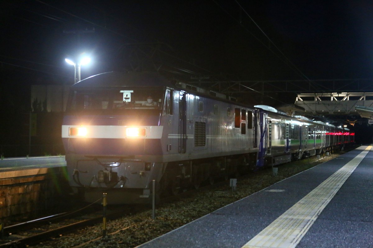 __ECO_POWER's tweet photo. 8862レ

JR北海道739系　甲種輸送

EF210-5+739系3000番台　 01H  6B
日立製作所出場　下松発 https://t.co/9JiPT3EhBV