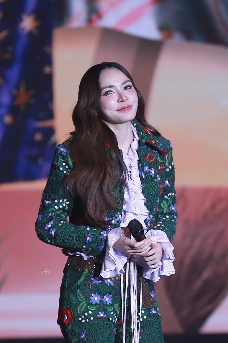 onochayama21's tweet photo. ขอให้มีแต่รอยยิ้มนะอ้วม ✨️🐰🎀

PRECIOUS TIME CHARLOTTE24
#ชาล็อตออสติน #CharlotteAustin
@itscharlotty https://t.co/5GVeP8dKKx