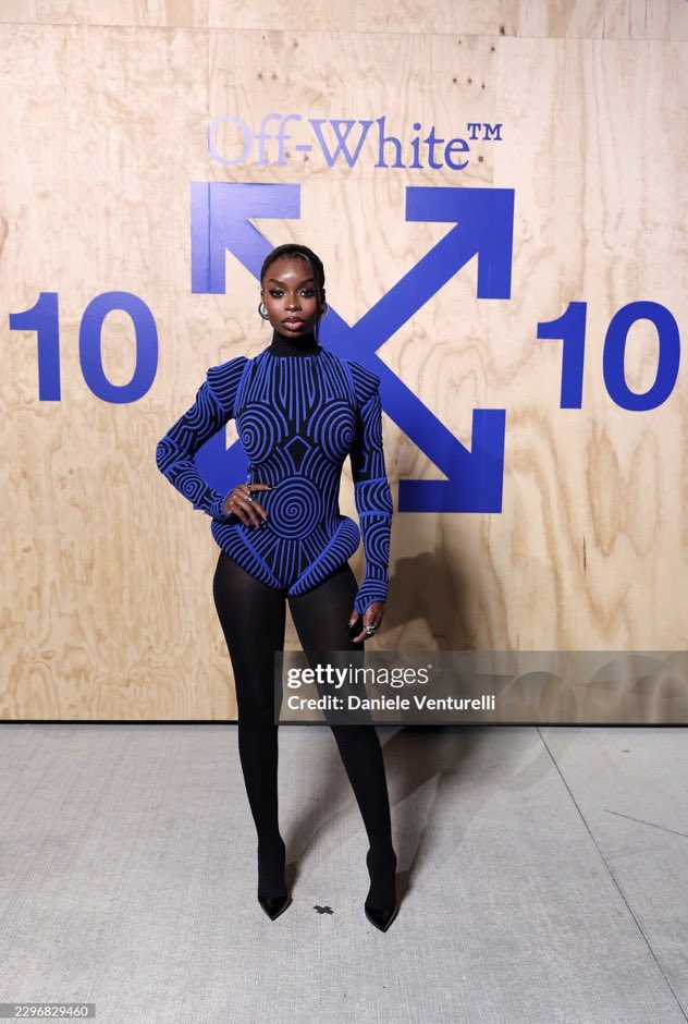 CarthenCrave's tweet photo. Olandria STUNS at the Off-White 10x10 Imaginary Palace.
#OlandriaxOffWhite #10x10 https://t.co/oy7PyCv9rE