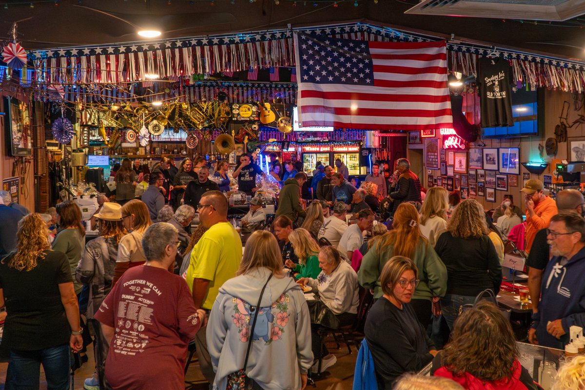 VillageOfCrete's tweet photo. Amazing turnout tonight at Smokey Jo’s for the Crete Community Policing bingo fundraiser benefiting Special Olympics Illinois!

Thank you to everyone who came out to support our athletes! https://t.co/aXeeCrVvuo