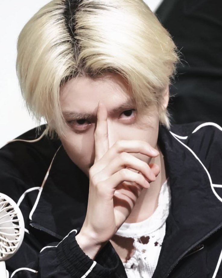 sleeptighting's tweet photo. 💭💭💭 https://t.co/kKg5QJuex8