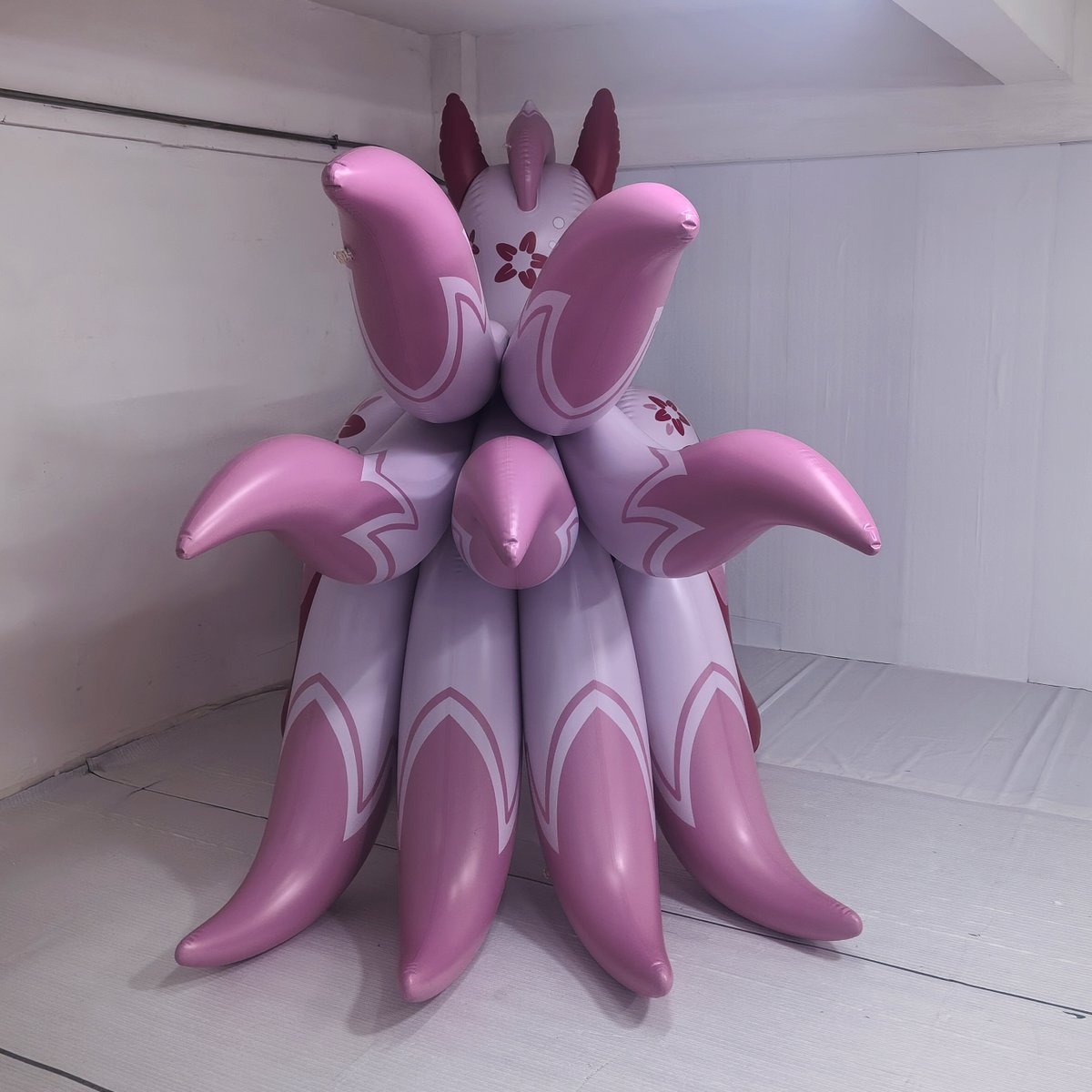 JetCreations's tweet photo. One fox. Nine unforgettable tails. ✨
Tails have separate air chambers, letting you adjust their inflation to create the look you love. Nine tails, endless ways to show off your Kitsune.
PVC: https://t.co/6dzyCQ7bud
TPU: https://t.co/V2fnq3ctjv
#Kitsune #NineTails #Phase2 #PreorderEND0930 #GlossyPVC #TPUEdition #JetCreations