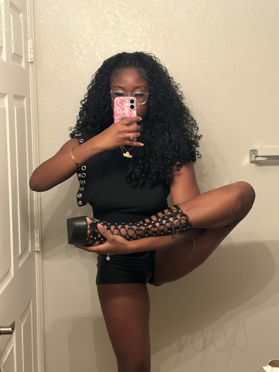 ghizeee's tweet photo. Fit check https://t.co/gK6Hpfd4lj