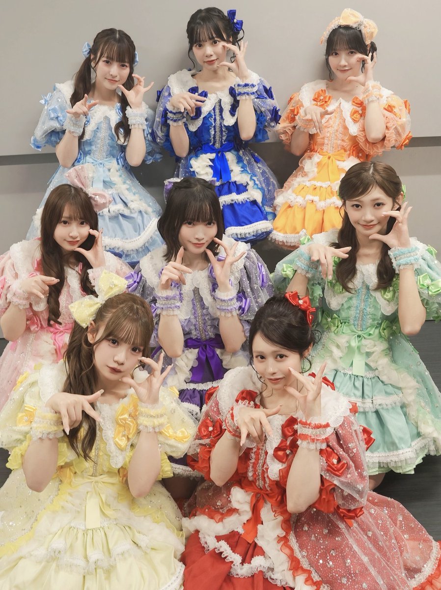 CUTIE_STREET_'s tweet photo. 💖オンライン特典会 二次ビンゴ先着販売💖

9/25(金)11:00~
『CUTIE STREET オンライン特典会』
@ CUTIE STREET YouTube

ビンゴ当選者は《各メンバー65名》❗️

▼応募や詳細はこちら💡
https://t.co/EV2zdsOiVp
期間: 9/24(木)11:00〜9/25(金)11:00

👗フィッシュテール衣装で登場✨

▼BINGO賞
🎀1番目～5番目 ワイドチェキ(宛名&サイン)
🎀6番目～20番目 お名前呼び動画（約10秒）
🎀21番目～65番目 撮りおろしソロチェキ
をプレゼント🎁

#CUTIESTREET #きゅーすと