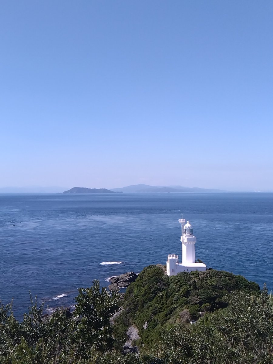 fedUub9IP1PfreK's tweet photo. 朝から灯台🐻
今日も家族サービス https://t.co/T7L1izwqR8