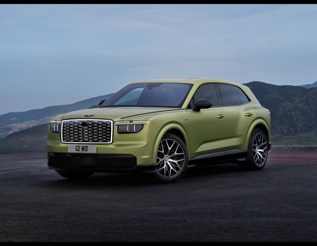 MOBI_com_jp's tweet photo. 【Bentley「Torcal」】

・BEV
・21-22インチホイール
・全長約5m
・前後荷室容量90+490L
・WLTP航続距離600km
・400kW急速充電20分10-80%
・牽引時運転支援・リモート駐車機能
・メリノウール生地
・2モーター（821-888PS/1,194-1,350Nm）
・0-100km/h加速3.3-2.9秒
・最高速度250-260km/h

#Bentley https://t.co/SS0GIbfPCP
