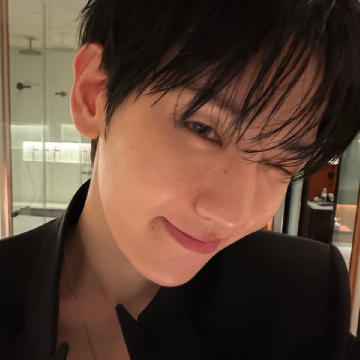 cam_bbh's tweet photo. ⠀⠀⠀⠀⠀⠀(☆)

busco #mutis

she/ella, arg, 22 años, bi
posteo mayormente kpop, pero también me 
encanta el grunge, numetal, rock argentino
Star wars, Lotr, anime (SNK y OP), etc
Odio a la derecha y a los 'conservadores' 
interactuo una banda, dale https://t.co/drWwbsGMWA