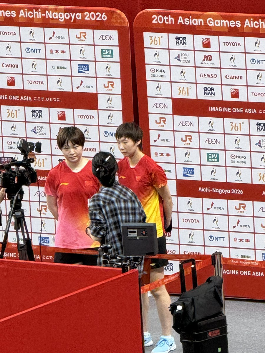 HUs3zgcZWrxY3uT's tweet photo. 多分汗もかかずに終わった、マンユ蒯曼はインタビュー受け
#王曼昱 #WangManyu
#蒯曼
#AsianGames_2026 https://t.co/XoQZDbVcUR