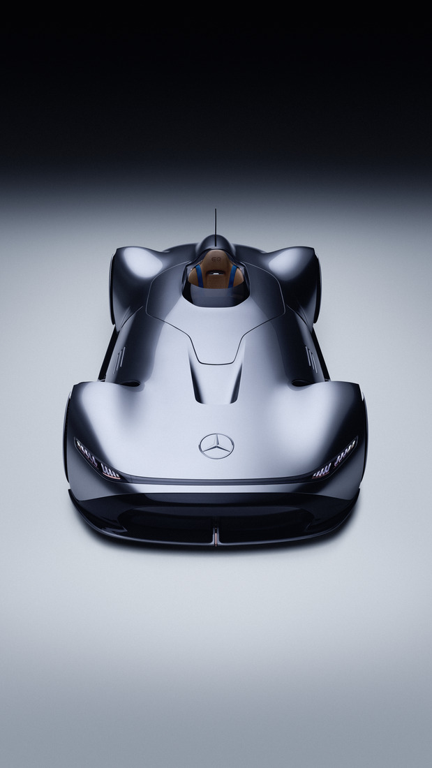 MercedesBenz_JP's tweet photo. MERCEDES-BENZ VISION EQ SILVER ARROW (2018)
メルセデスのモータースポーツDNAを、現代の電気自動車時代に向けて再解釈。
サドルブラウン本革やウォールナット材の伝統美と、最先端デジタルコックピットが融合。
80 kWhバッテリー&750 hpのパワースペックで、静寂とパフォーマンスを両立します。 https://t.co/eYF7SwU9Eg