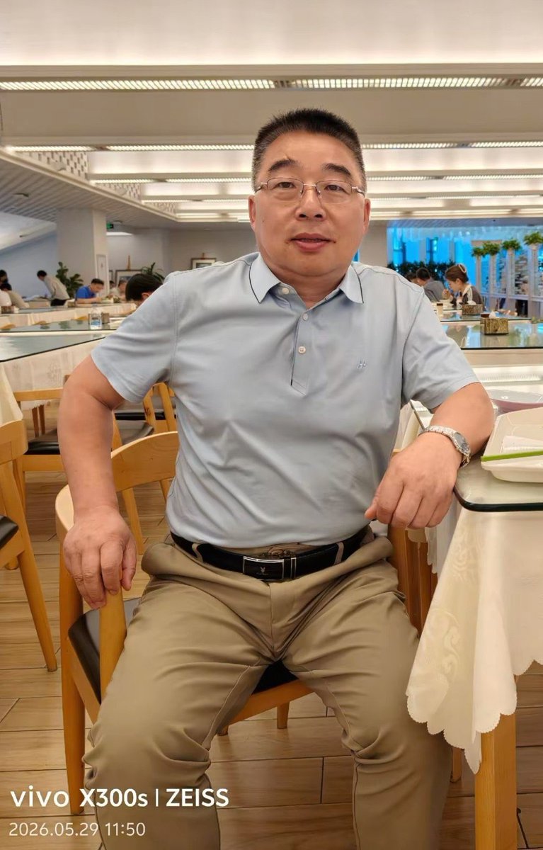 6jyjw7sbfkcmdv's tweet photo. 青华高知学历马奔
进群自助下单：https://t.co/ZbrdlHIB98 https://t.co/Bzo7veiOZ5