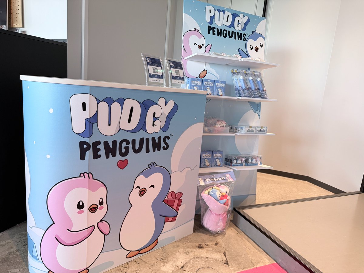 wecandaoit's tweet photo. Pudgy Penguins have arrived in Tokyo! https://t.co/PkpNE9rJjx