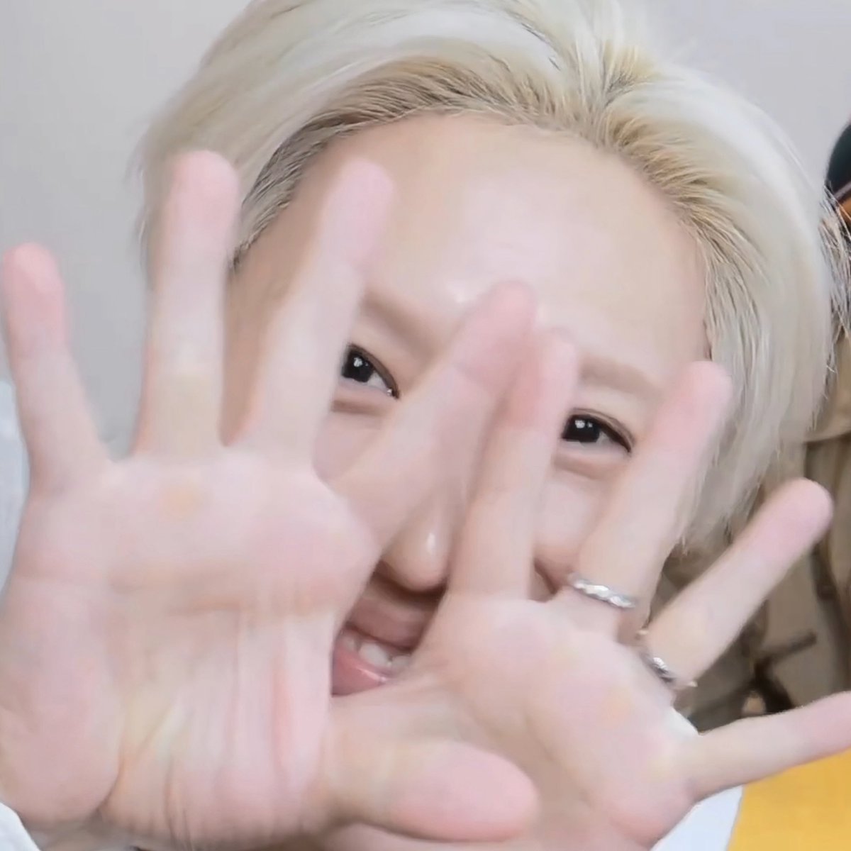 nimeat0731's tweet photo. 행복한 태민이 😇🤍 https://t.co/zwao5sHQg0
