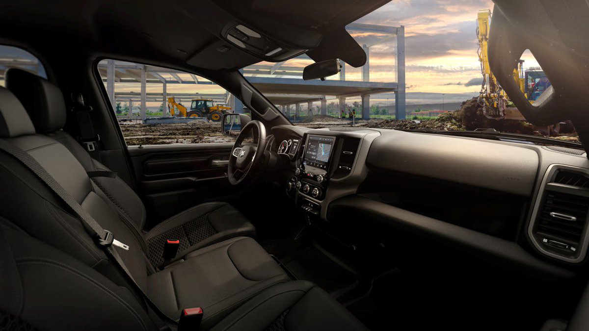 AutosyMas's tweet photo. #RAM introduce en nuestro mercado la nueva #Ram1500Express2026, que con hasta 420 hp y más de 100 elementos de seguridad activa y pasiva, se sitúa como la opción más accesible de la gama con un precio de 1,175,900 pesos
@RAM_MX #noticias #automotive https://t.co/QOJUzRYPEI