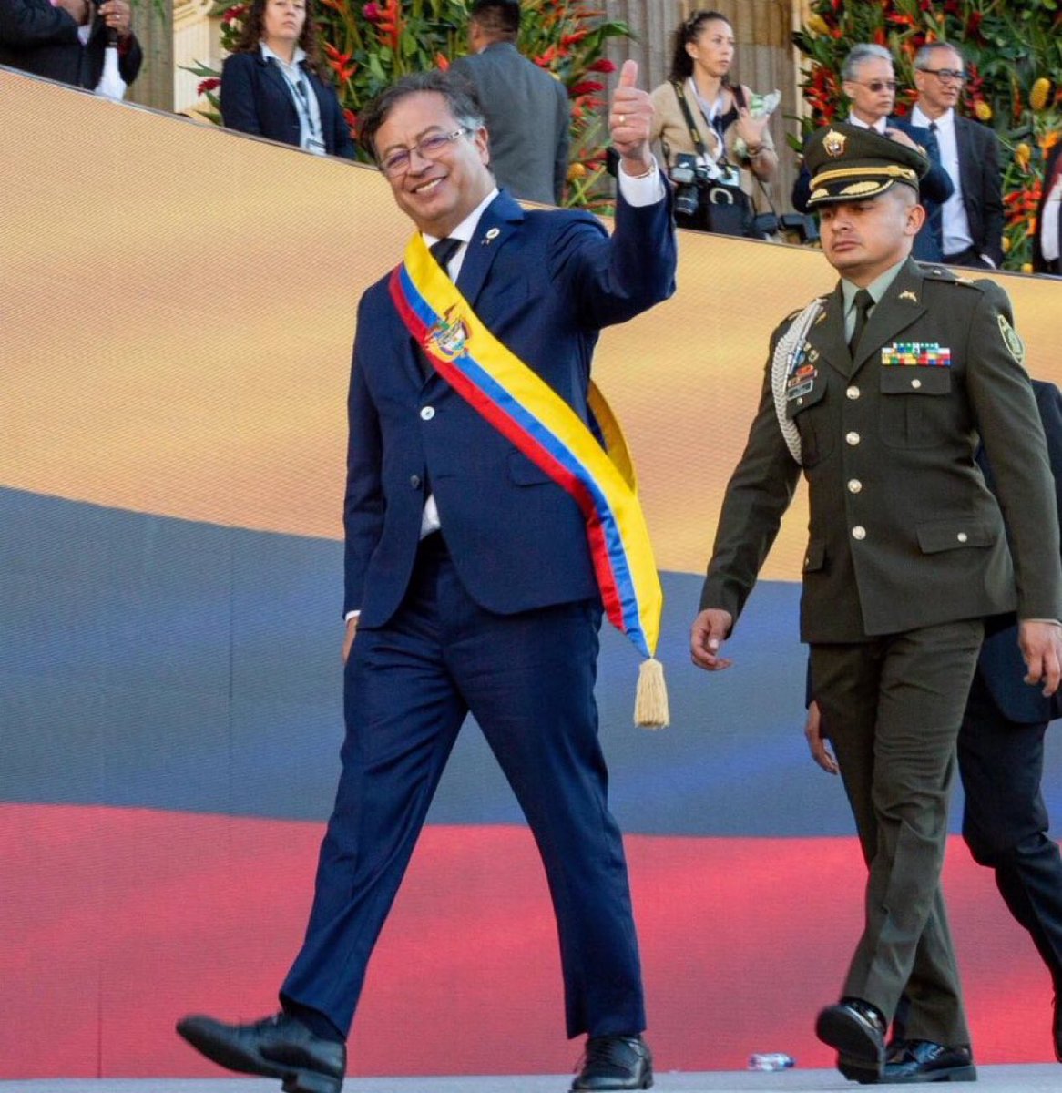 ElizbethCristi7's tweet photo. Confirma si sigues firme con Petro ❤️ comenta y te sigo

 #PetroLeCumplióAlPaís
Colombia extraña a Petro https://t.co/3Hh1dk37hY