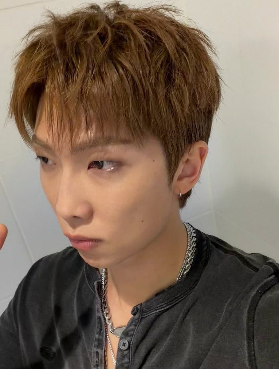 taejoon94's tweet photo. @RMPLANET94 #BTSRM #RM #방탄소년당RM #KIMNAMJOON #김남존 https://t.co/9SDoBIyUPT