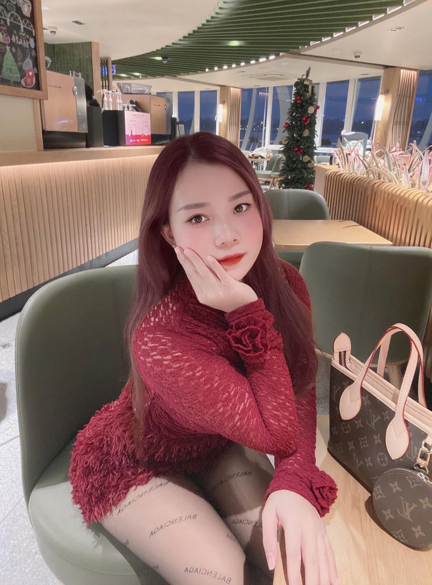 opxiui718's tweet photo. 如果暂时找不到方向：先好好睡一觉，情绪会找到出口。 https://t.co/9Ry7N7tux9
