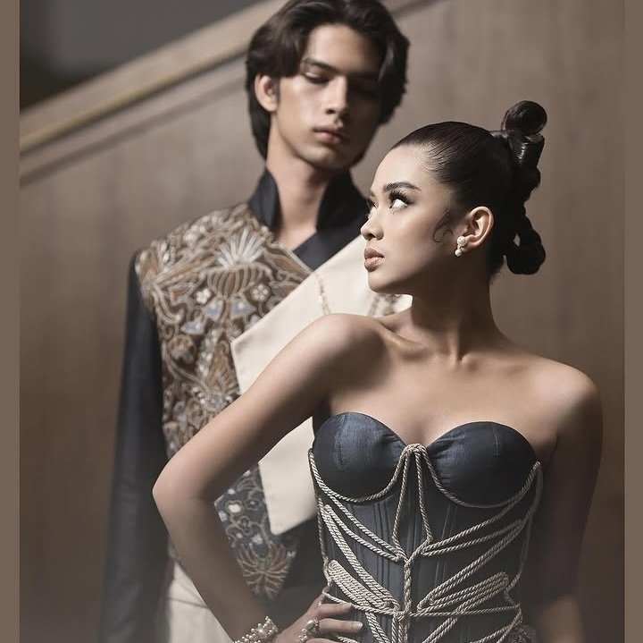 tantan857971's tweet photo. Dear my love AryaAza, terimakasih untuk sudah menjadi kapal pertama yg saya naiki selama ini, kalian indah dan itu fakta. Namun manusia bertumbuh dan hati manusia itu milik mereka sendiri. Terimakasih untuk 2,5 tahun yg indah yg membuat bertemu banyak org baik dan hal baik 🫶 https://t.co/ThhBwawlos