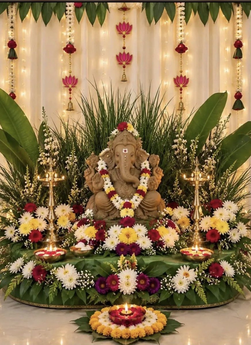 hindhindukaashi's tweet photo. जय श्री गणेश जी। 
हर हर शम्भू ।। 
जय माँ पार्वती 

विग्नों को दूर करो, शुभ लाभ की कामना ।। 

🙏🥳 https://t.co/F1othBgCDW