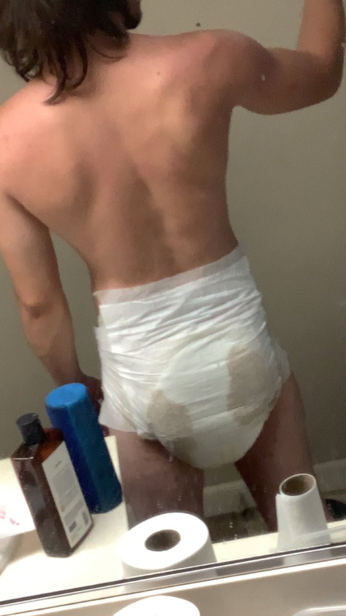 CrinkleB0y's tweet photo. Note to self don’t let me have coffee… CW MESSY DIAPER/HEAVY STAINING #abdlboy #abdl #messydiaper https://t.co/YZ1cpfahbO