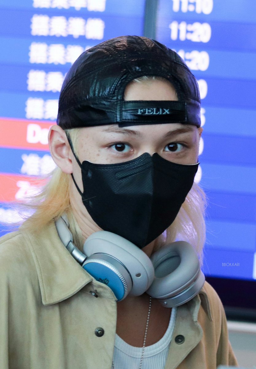 bbok_kari's tweet photo. 260924 icn
👀

#Felix #필릭스 #StrayKids 
#스트레이키즈 #yongbok https://t.co/OXBNVPOisZ