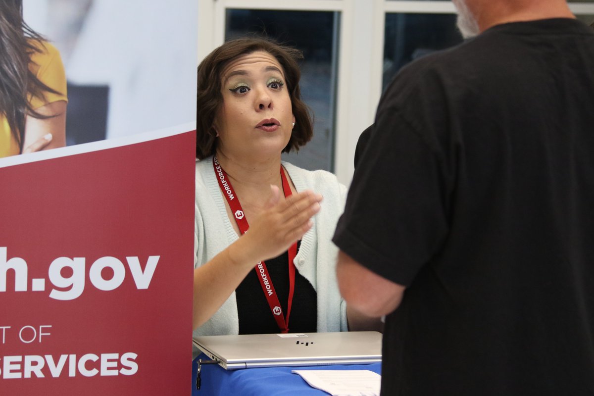 JobsUT's tweet photo. Today, @JobsUT co-hosted a job fair in Eagle Mountain to connect workers impacted by the recent Tyson layoffs with employers hiring now. If you’re looking for your next opportunity, visit https://t.co/JS4JpmXT5X to find openings and connect with employment resources. https://t.co/M5r04jAVkT