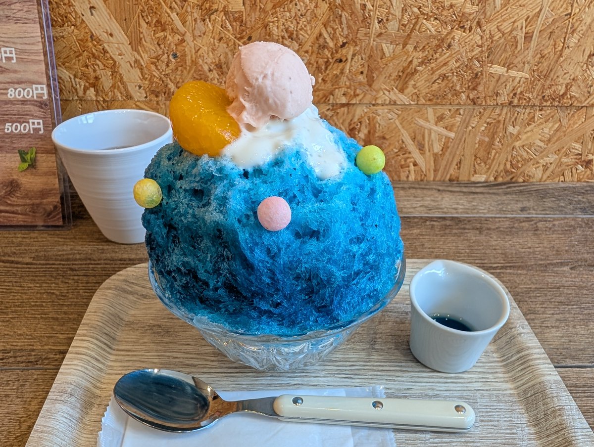 horiih's tweet photo. キンメクリーニング。下はカキ氷、���はシェアハウスでした🎐 https://t.co/k66G0URV8D