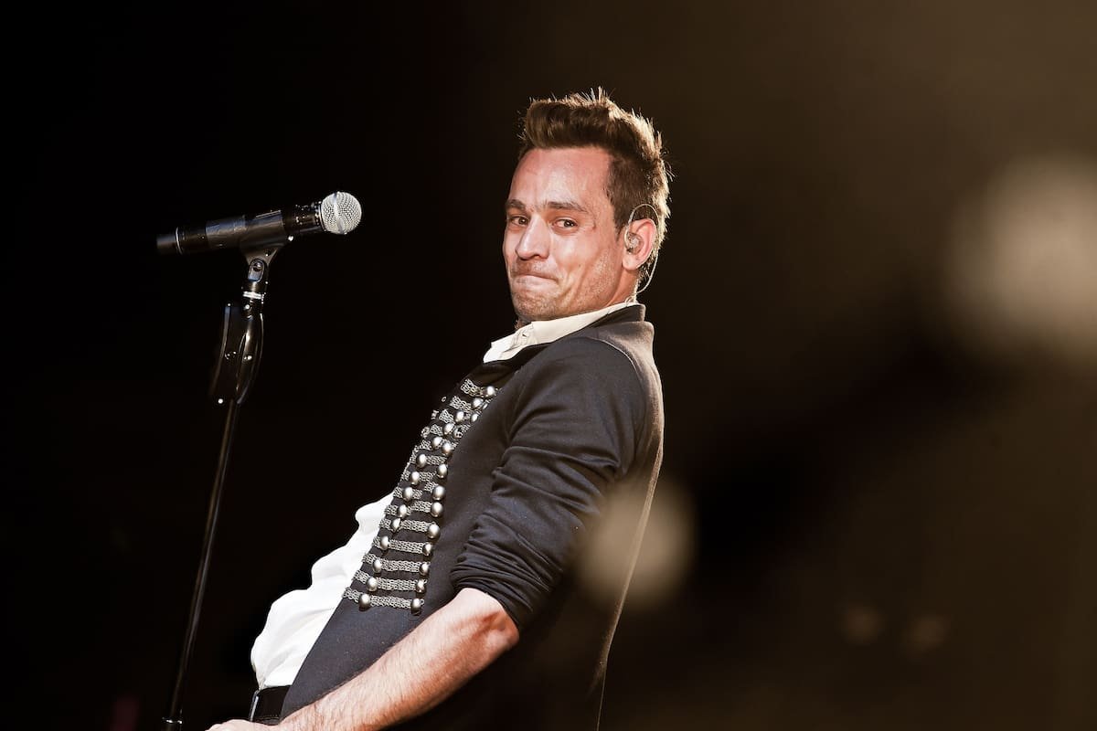 cuentabionica's tweet photo. Feliz cumpleaños al mejor compositor de este siglo.
 Estás salvandonos todos los días.
 Siempre vamos a estar para vos. https://t.co/VhBBDWtQnl
