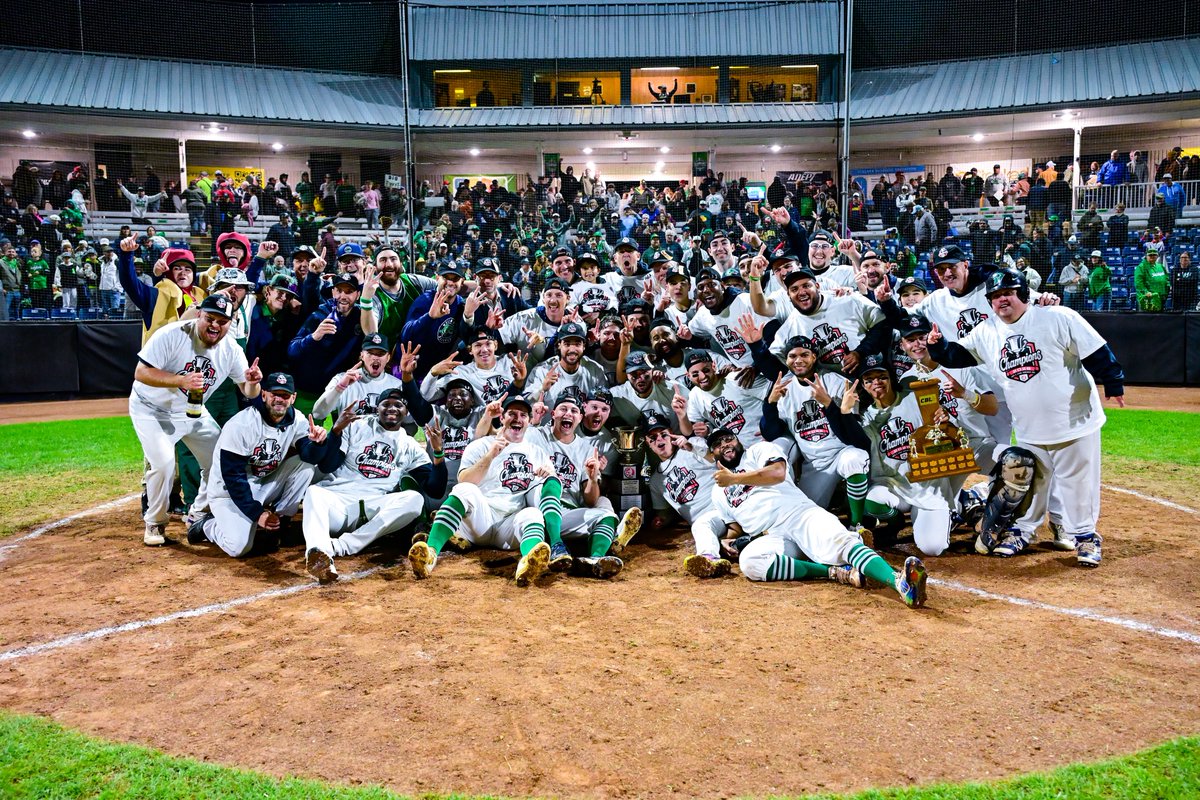 wellandjackfish's tweet photo. Back-to-back CHAMPS! Your 2026 @cbl1919 Dominico Cup Champions!

#BroughtItHome https://t.co/Dl2Qhih7Yg
