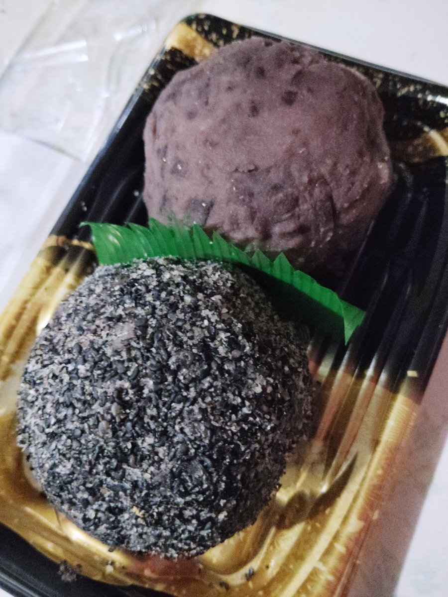 naoueno2's tweet photo. 最近もち米が高いので自分では作りません。 買ったものでも十分美味しいですし この程度の量がお腹には優しいのかなって気がします。 https://t.co/EhoInAdciA