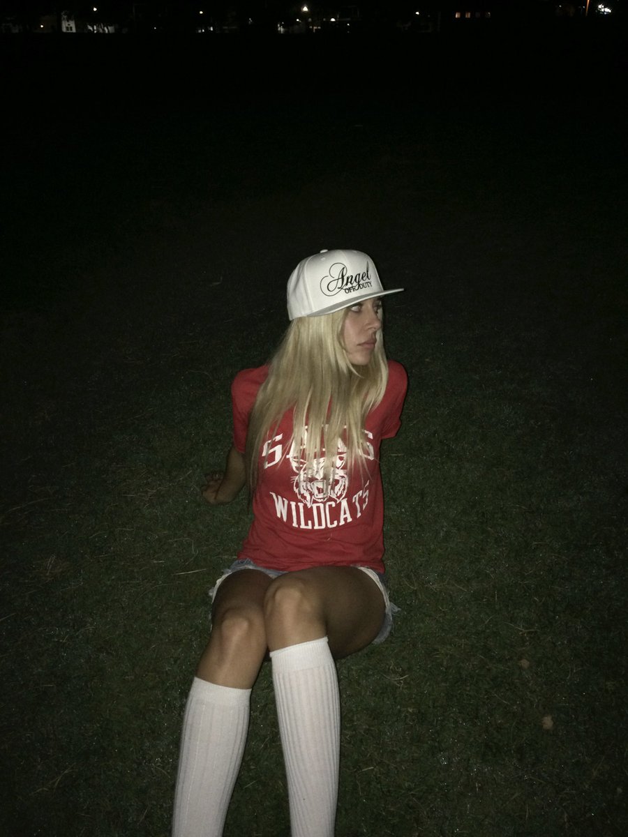 cowgirl_clue's tweet photo. Angel Off Duty 
snap back hats online while they last… https://t.co/006B2uEZXm