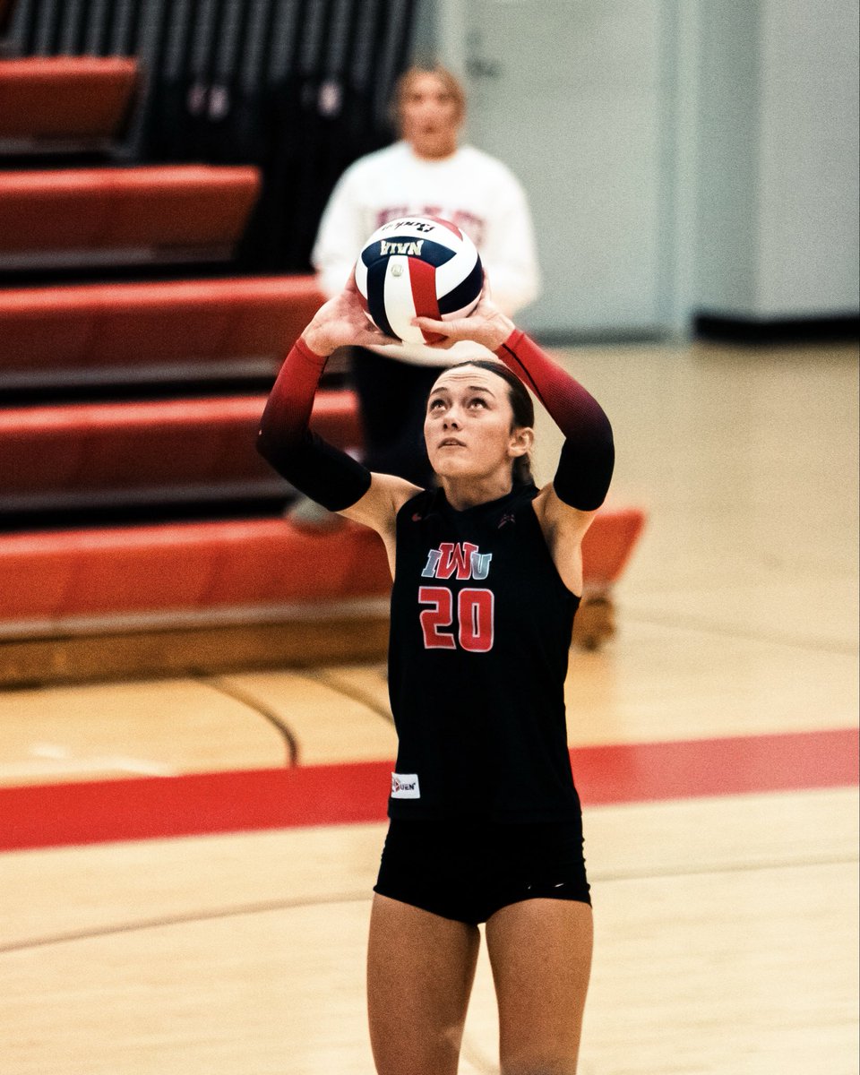 IWUWildcats's tweet photo. Wildcats pick up the clean sweep!🏐
@iwuvball takes down conference opponent Huntington in three sets to move to 13-4 on the season!
#BothAnd #RightWayToPlay https://t.co/4d8wgoBCDQ