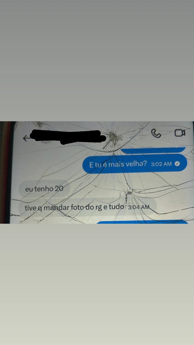 mavislindaaa's tweet photo. Pra qm tanto queria saber da fofoca da apoiadora de pedófilos PUBLICAMENTE e apoiadora do nazismo, tá aí. É antiga, mas só postei porque ela até hje vive nos posts sobre ele comentando absurdos e dando a entender que nem camisinha usa
@souzafrr_ vai colocar outros nos comentários https://t.co/ovulLmchj6