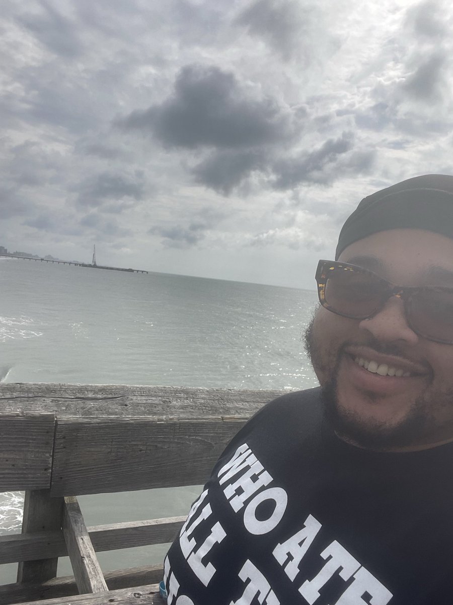 BAEMAX5400's tweet photo. Man life is so good. https://t.co/ajmJSV32c1