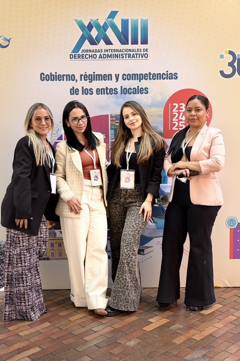 Linisma93's tweet photo. Primer día de las Jornadas Internacionales de Derecho Administrativo ⚖️📚
Un espacio para aprender, compartir conocimientos y reflexionar sobre los retos actuales del Derecho Administrativo y la gestión de los entes locales.
#UniExternado #DerechoAdministrativo https://t.co/oMxo3l5c5J