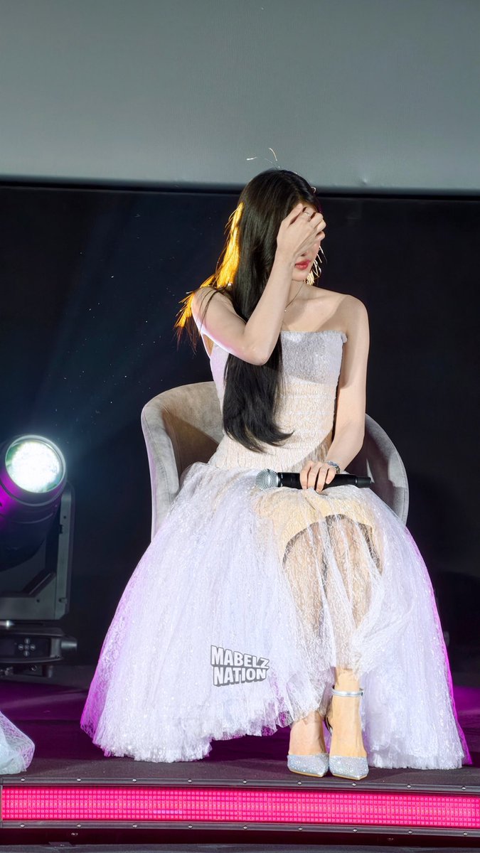 mabelz_nation's tweet photo. นี่คนหรือนางฟ้า! มาเบลในลุคนี้สวยมากจริงๆ😳💖

#Mabelz_PiXXiE #PiXXiE
#PiXXiE_DUST_GalaNight https://t.co/5ZTIu74lGI