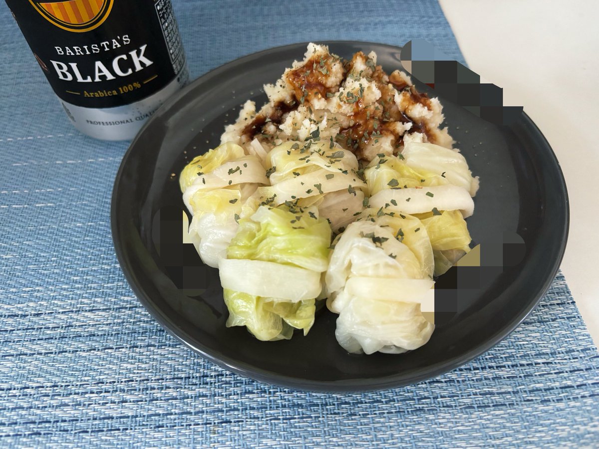 tokyoshacho's tweet photo. ブラックコーヒー飲み比べ中、、、　えろすぎる https://t.co/e7HxAytH9n