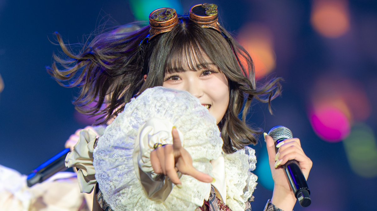 dekoaimi__'s tweet photo. 大事なライブで初めて貰ったもらった指差しレスでちゃんとピント合わせてくれた機材と愛実ちゃんに感謝🏃‍♂️‍➡️ https://t.co/lBBAv2oPS1