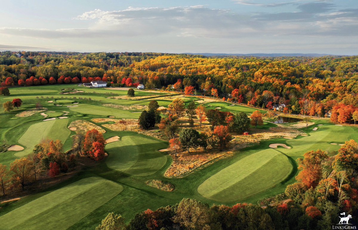 LinksGems's tweet photo. Today is the first full day of fall and, for those of us who live in the northeastern U.S., the start of the best 6-8 weeks of golf on the calendar.

Here’s a set from the gorgeous Somerset Hills, A.W. Tillinghast’s garden state masterpiece, ablaze in autumn color.

In good years, these next two glorious months of fall make the following four months of winter misery tolerable. Here’s to hoping this is one of those years.