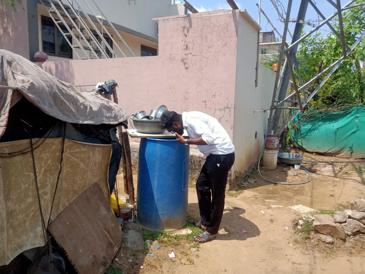 mandira8934's tweet photo. આદરણીય cdho સાહેબ dmo સાહેબ તાલુકા આરોગ્ય અધિકારી સાહેબ શ્રી Ths શ્રી ગૌતમ ભાઈ ની સૂચના અનુસાર  પ્રભાવિત વિસ્તાર માં એન્ટીલાર્વલ 
કામગીરી કરી draay ડે થકી  પોરા મુક્ત વિસ્તાર કરવાની કામગીરી કરવામાં બળવંત પુરા આમ ધ્વારા કરવામાં aavi https://t.co/wYSNiqf9Hv