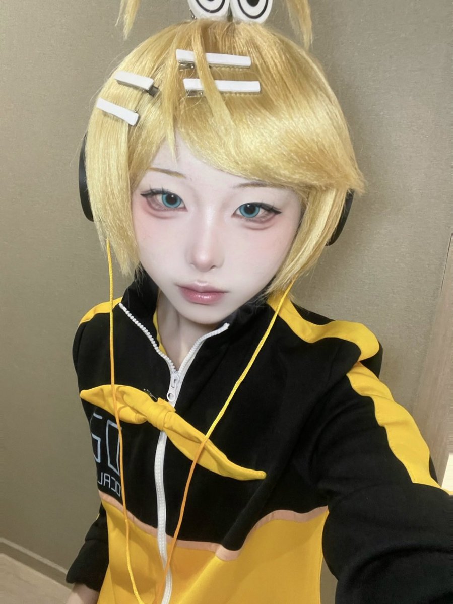 hxuxni_'s tweet photo. #vocaloid #kagaminerin 💛 https://t.co/mlK1OsqzJ0