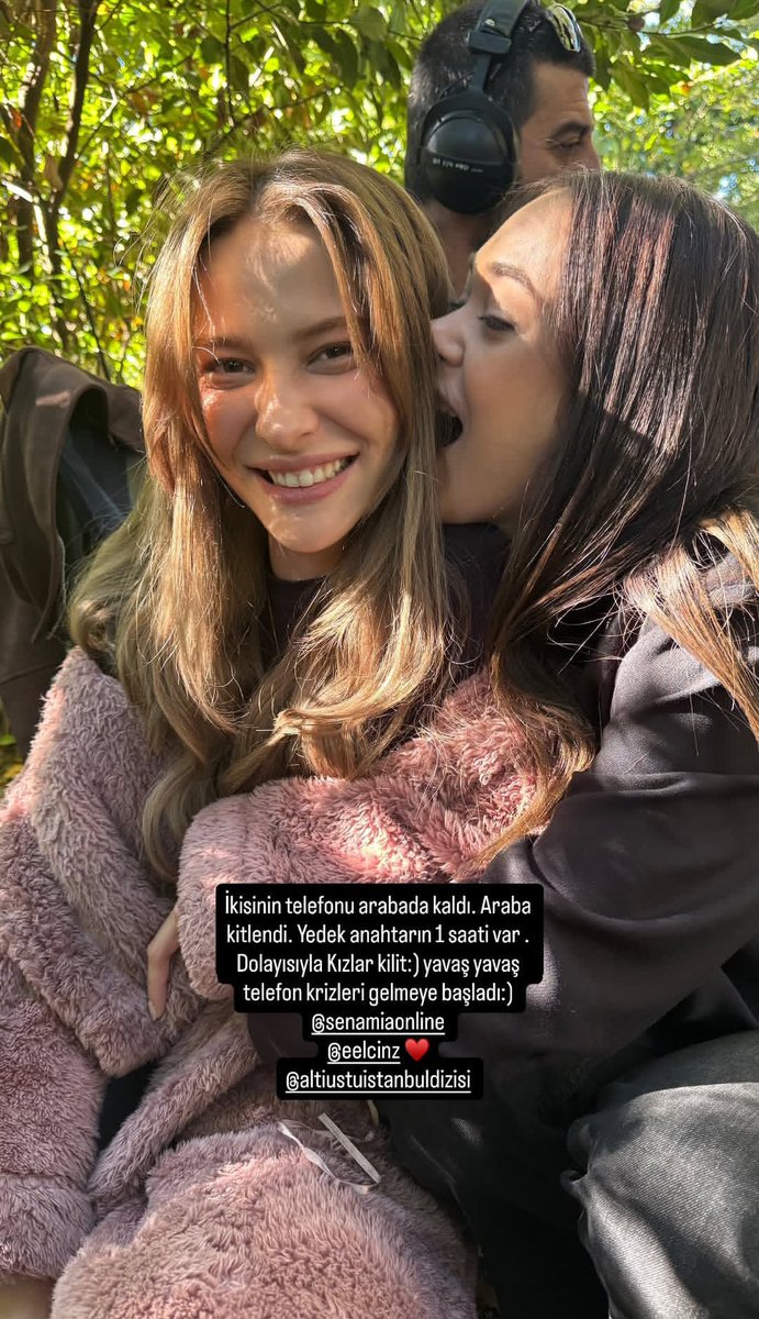 elcinzehrairem's tweet photo. • @\mugeugurlarr Instagram hikayesinden #ElçinZehraİrem https://t.co/9ZsicOgrle