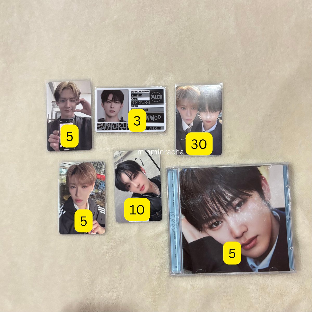 minminracha's tweet photo. wts ald1 photocard &amp; jewel case

-price can nego (serious buyer)
-postage RM8 wm RM14 em

#pasarald1 #pasarald1my https://t.co/B5Niu9Axj4